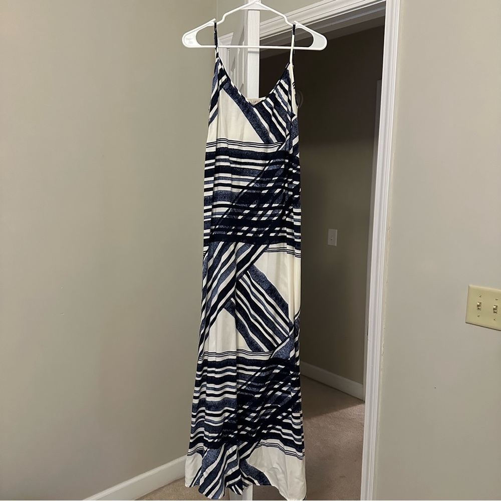 LOFT Navy and Cream Geometric Maxi Dress
